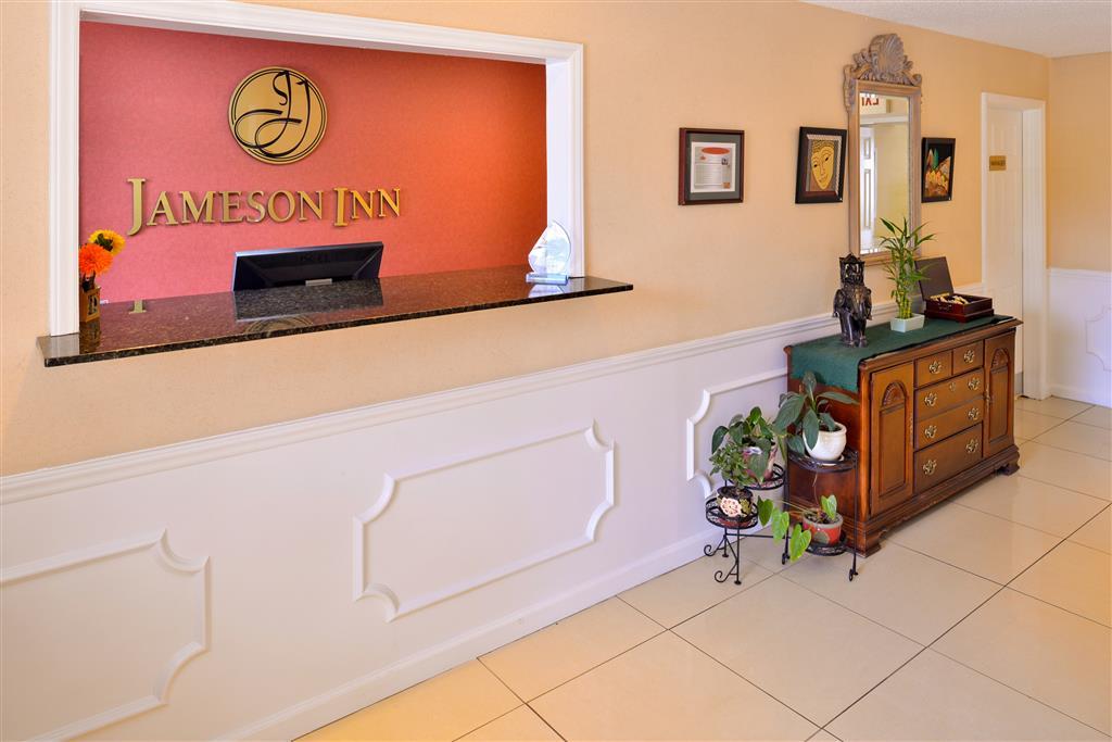 Red Roof Inn & Suites ווילסון מראה פנימי תמונה